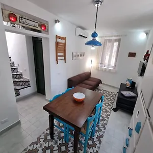 Casa Viotti Le Fuoriserie Palermo